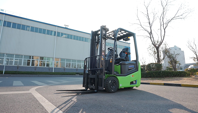 ���� + �ִ�˫������������֧��泵ʵ�ָ�Чת������